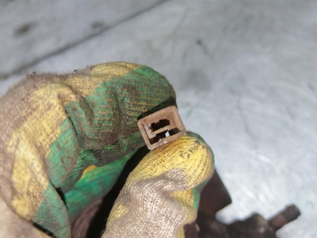 Коллектор впускной JBC13A Audi 80 купить в магазине запчастей бу