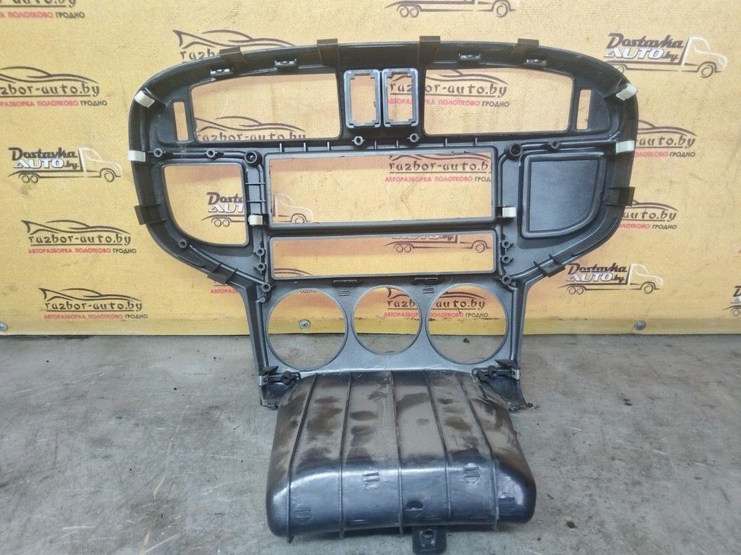 Рамка под магнитолу 8SIZRD Hyundai Matrix купить с доставкой