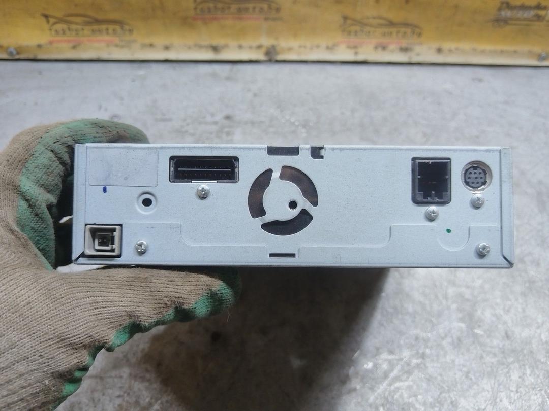 CD-чейнджер VH7WFL Mitsubishi Grandis купить в магазине запчастей бу
