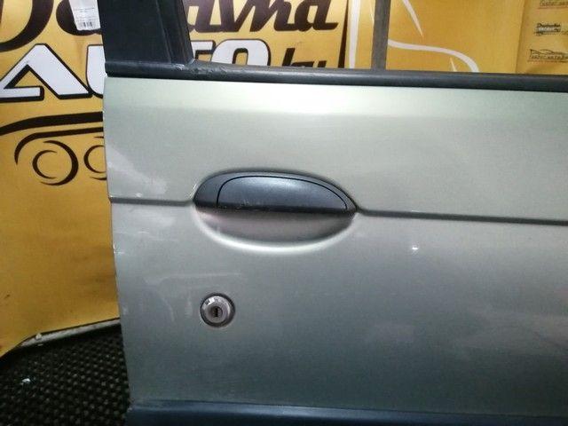 Ручка наружная передняя правая 0BIZY0 Renault Scenic RX4