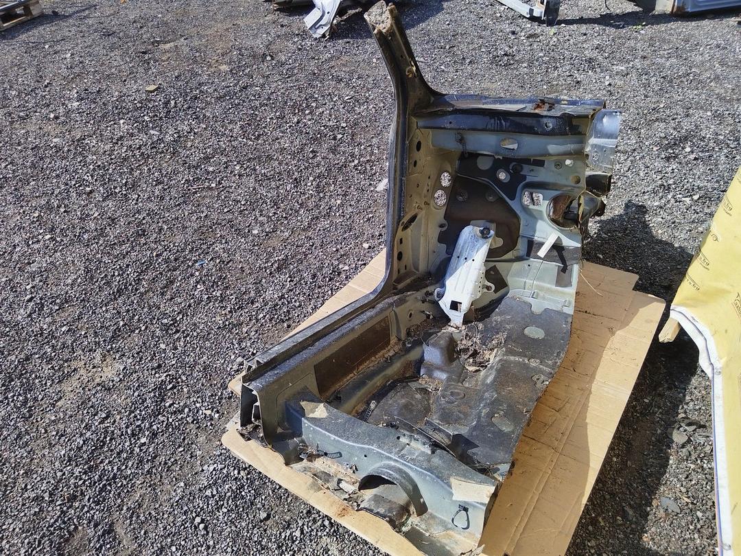 Стойка кузовная передняя левая CU0T6K Audi A6 купить в магазине запчастей бу