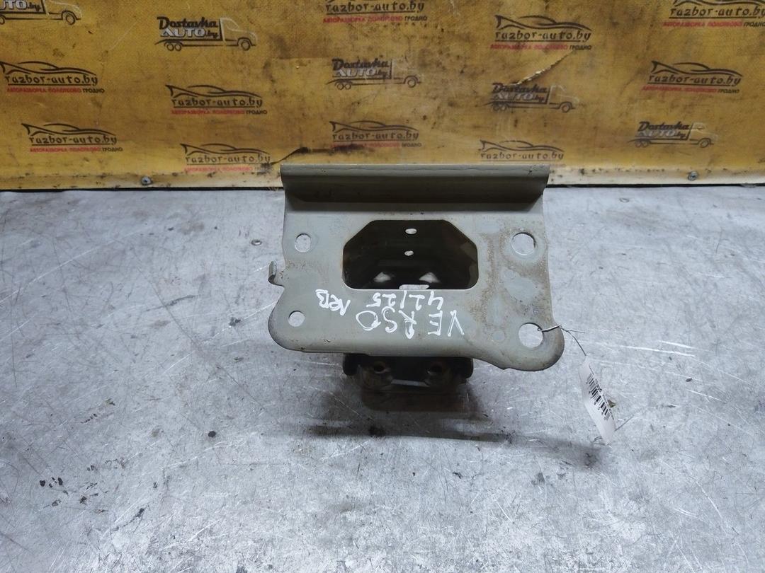 Кронштейн усилителя бампера переднего (Домик) J943O9 Toyota Corolla Verso купить с доставкой