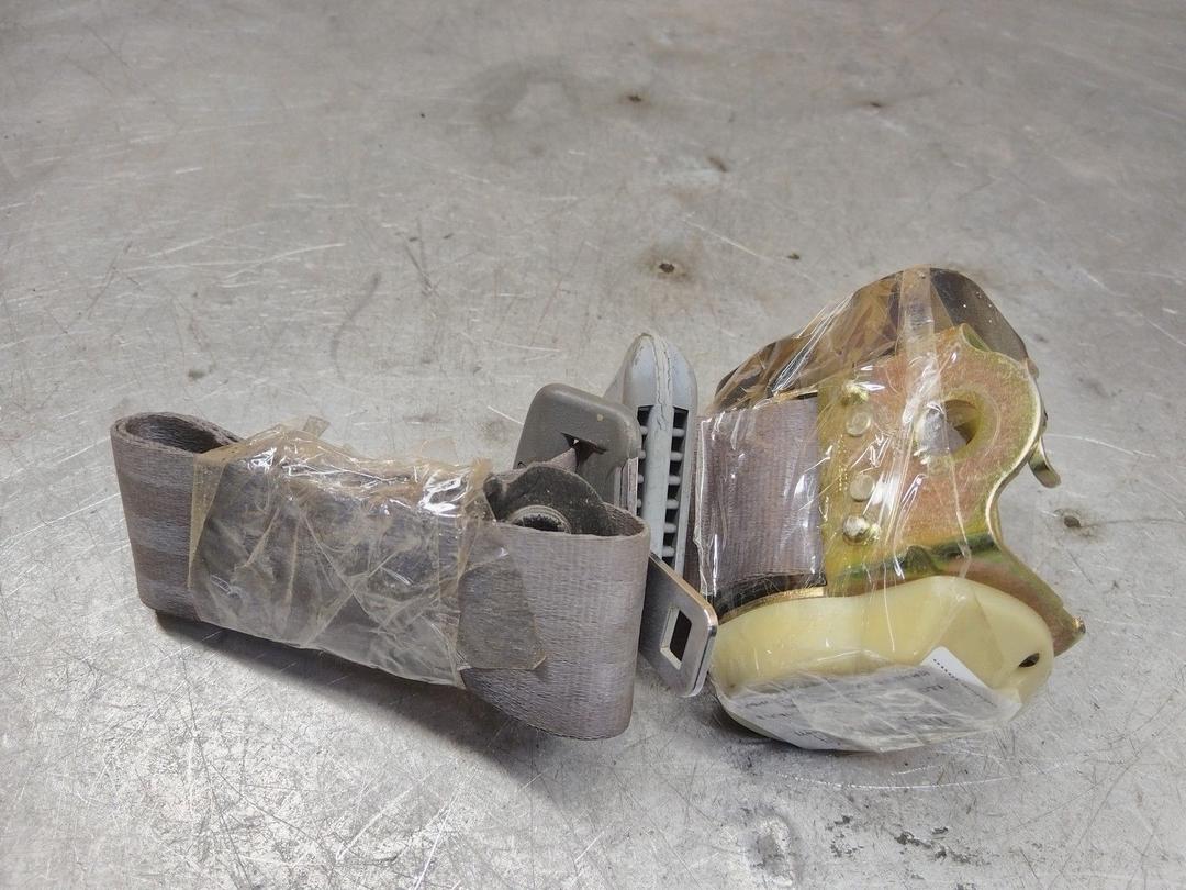 Ремень безопасности задний левый XH2YCA Renault Laguna купить