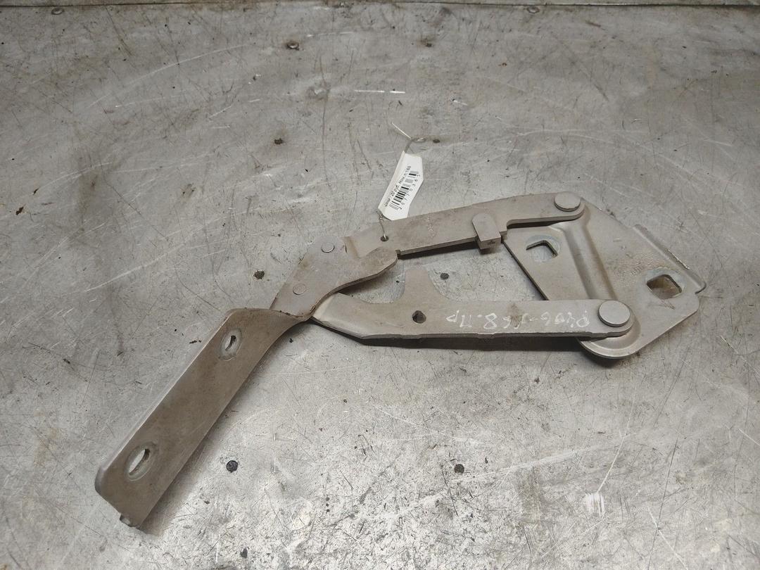 Петля капота CC6QRZ Peugeot 406 - Фото 2