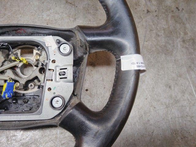 Руль 57D45E Audi A4 купить на авторазборке