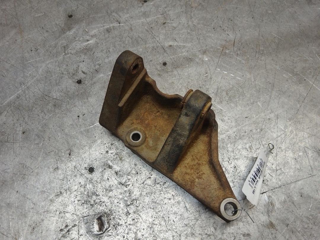 Кронштейн гидроусилителя 7D4YKM Peugeot 406 купить с доставкой