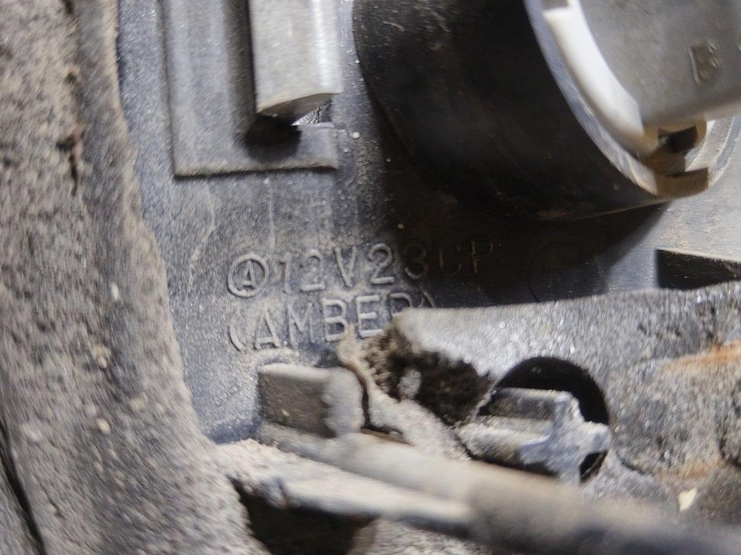 Фонарь задний левый 8I7SXH Mazda 3 купить с доставкой