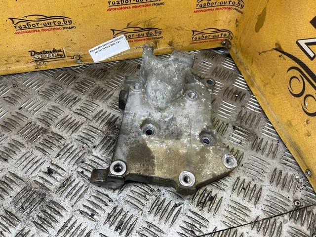 Кронштейн двигателя LH0UHO Nissan Almera
