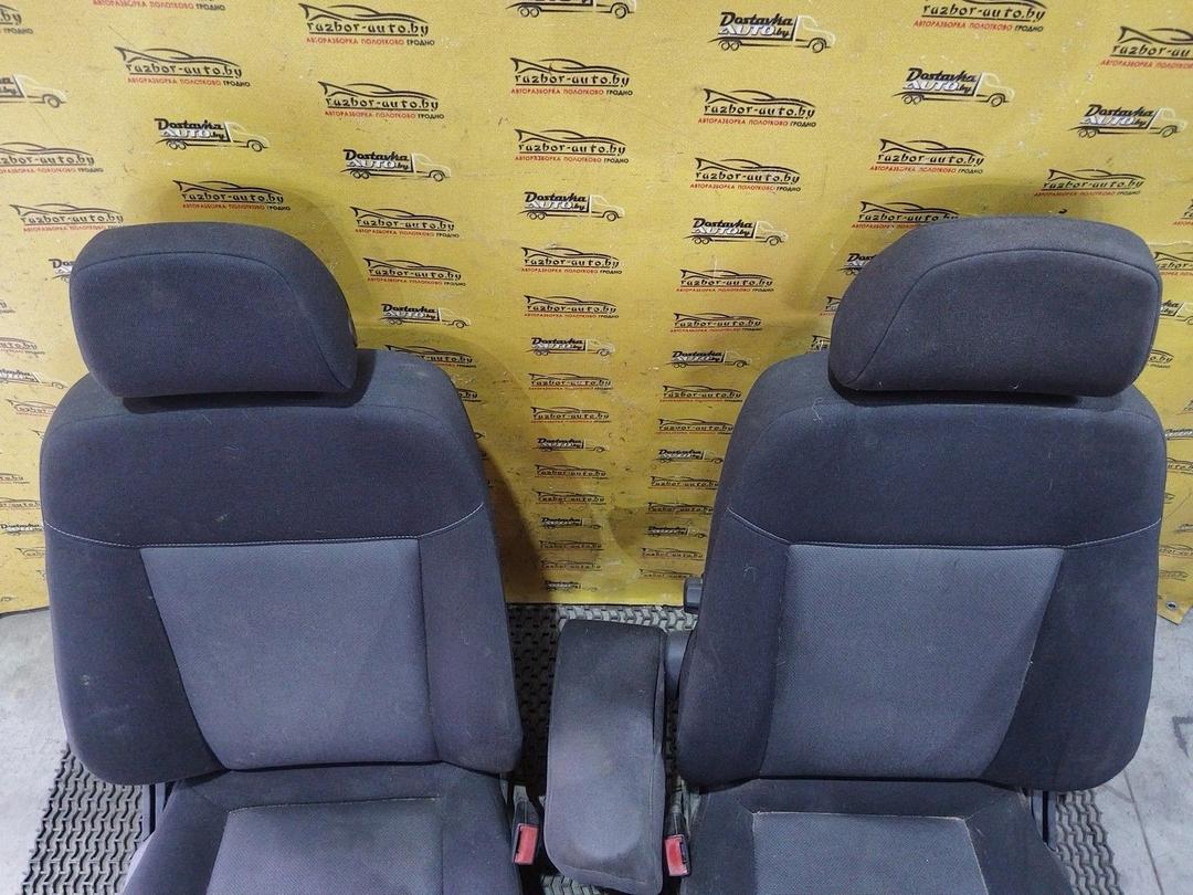 Сиденье переднее BUJ76L Opel Zafira купить