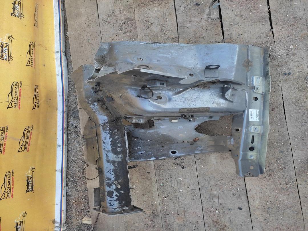 Лонжерон левый GUXAJY Volkswagen Passat