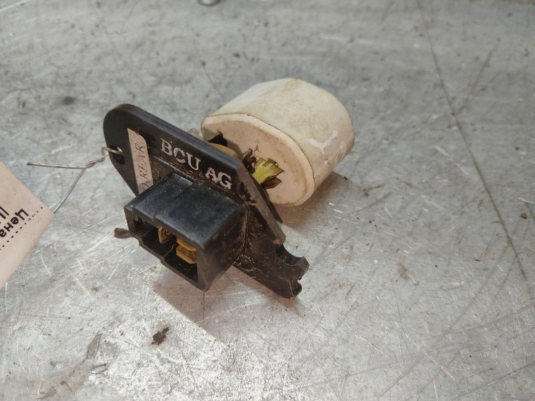 Сопротивление печки ZFUG0Q Hyundai Trajet купить с доставкой