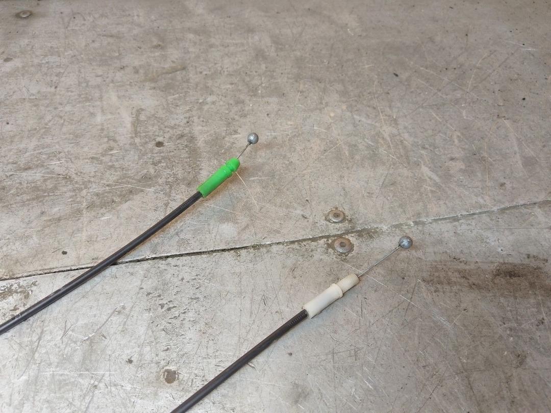 Замок двери задней правой KU1ABD Toyota Avensis Verso купить в магазине запчастей бу