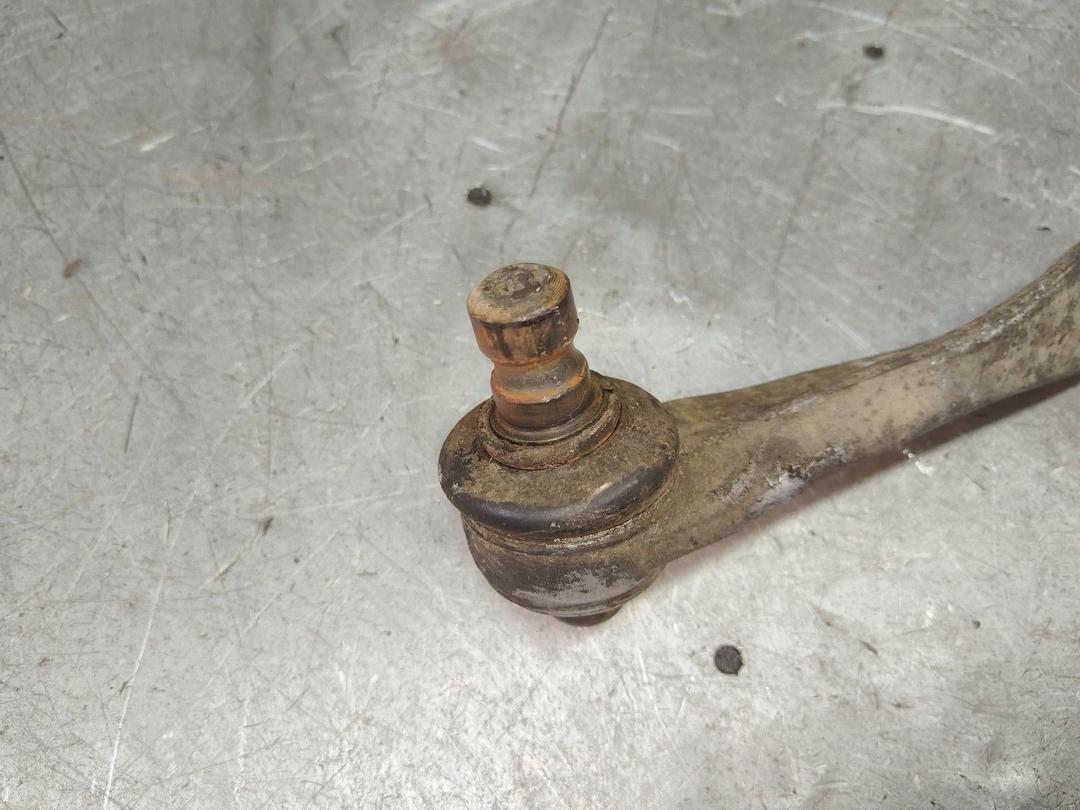 Рычаг передний левый J6KSCK Volkswagen Passat купить с доставкой