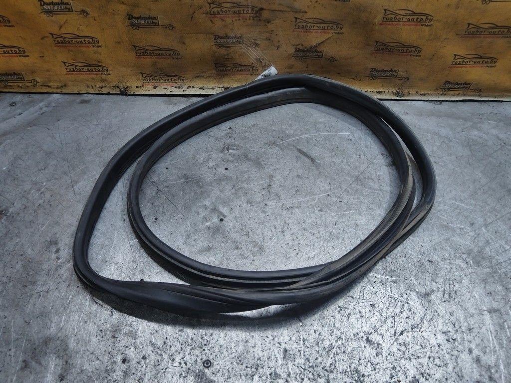 Уплотнитель двери задней правой ZRXCN4 Opel Astra - Фото 3