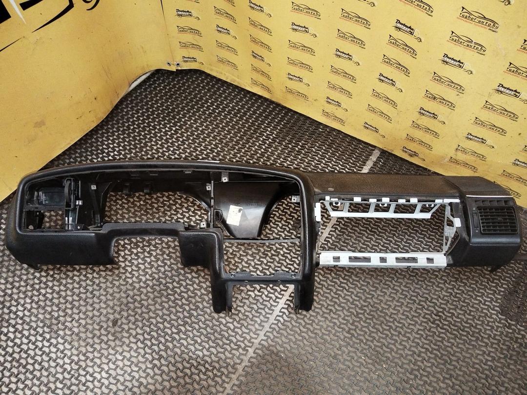 Панель передняя салона (торпедо) 6FZMUP Volkswagen Passat