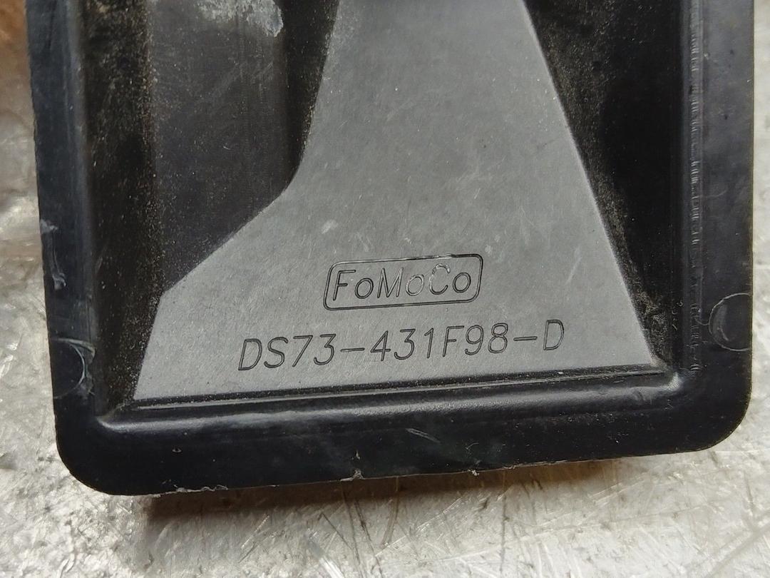 Накладка замка багажника N8N2FJ Ford Fusion купить в магазине запчастей бу