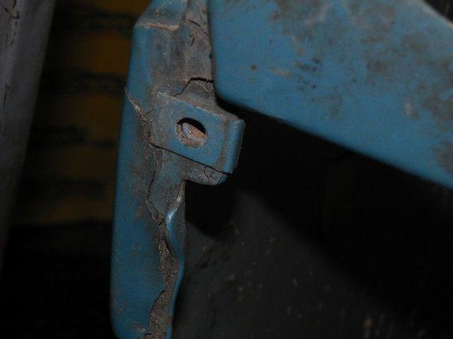 Крыло переднее правое 40747B Citroen C8 купить с доставкой. Огромный выбор запчастей и марок авто. У нас есть практически все.