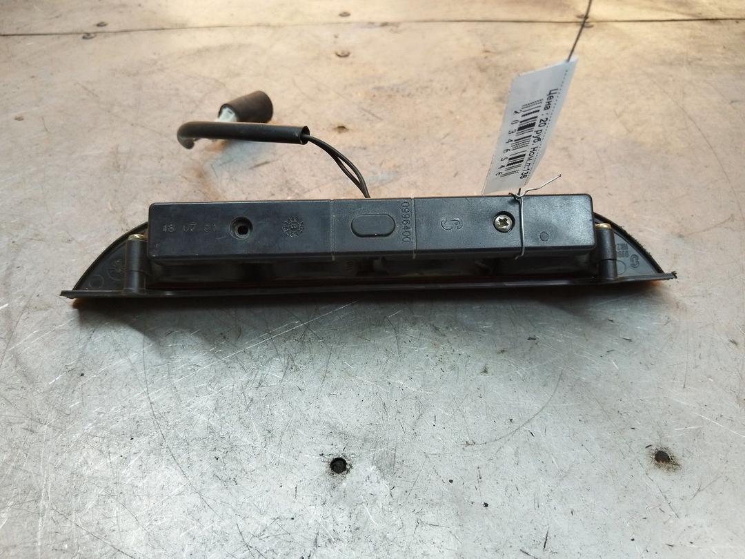 Стоп-сигнал D1OXLX Mitsubishi Space Star - Фото 4