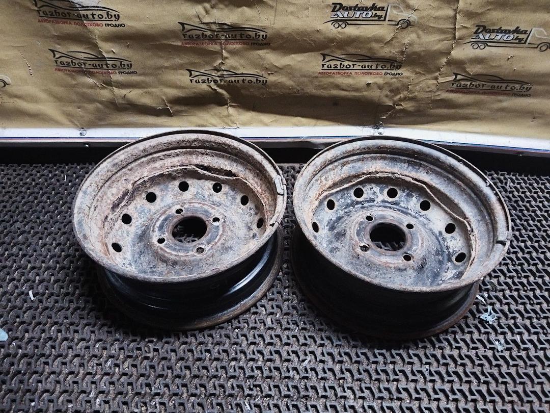 Диск штампованный R13    3IXOIC Peugeot 106 купить на авторазборке