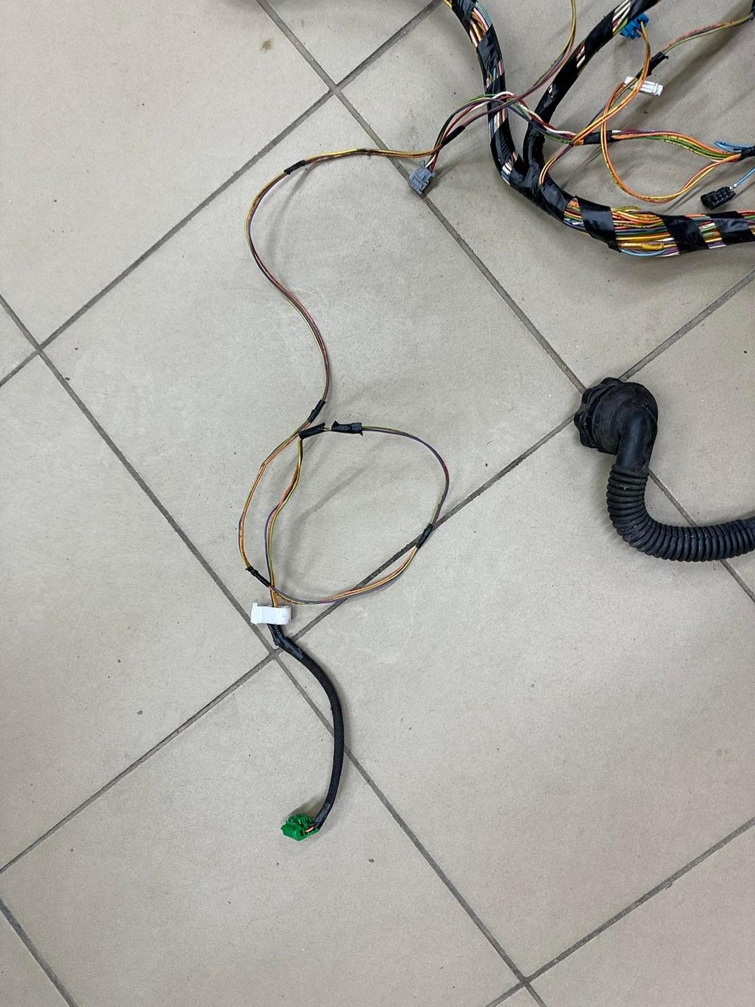 Проводка салона 4A8RDC Citroen Xsara Picasso купить в магазине запчастей бу