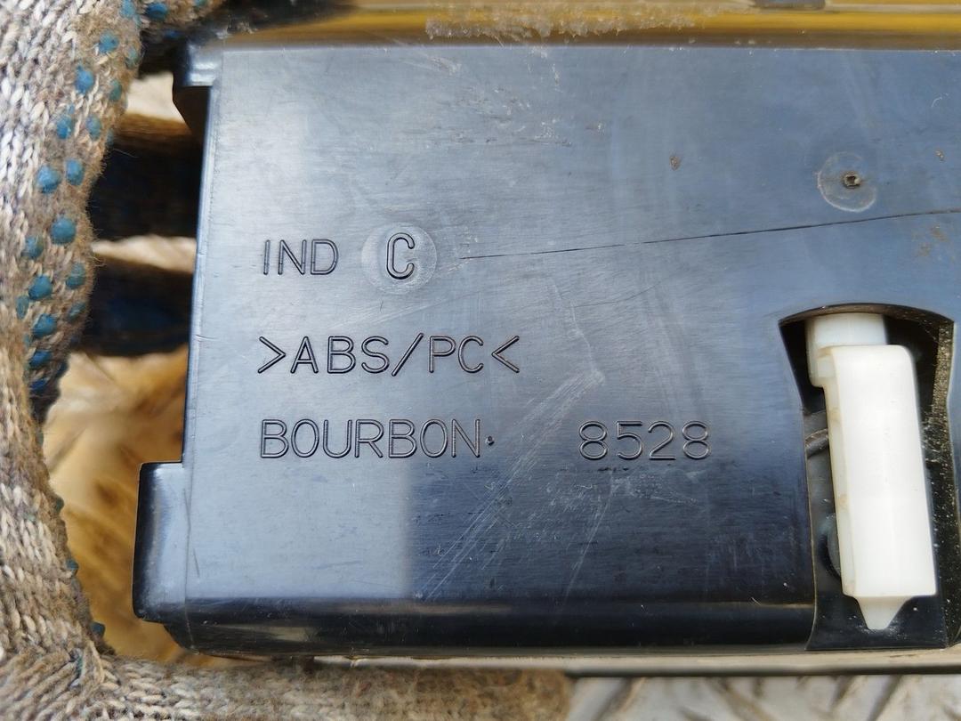 Пепельница 5U09KD Mercedes A W168 - Фото 5