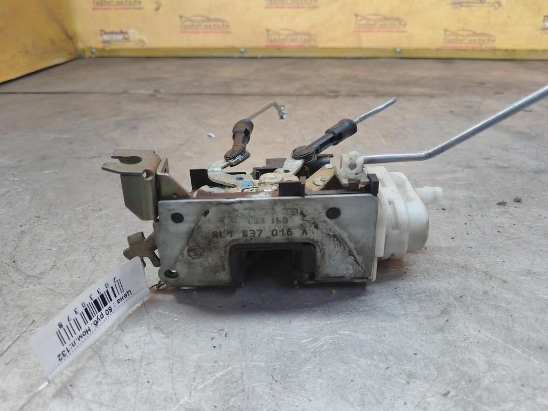 Замок двери передней правой F3COW6 Audi A3 - Фото 2