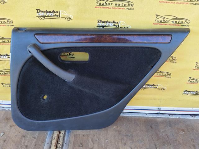 Обшивка двери задней правой (дверная карта) UQI0PW Rover 45