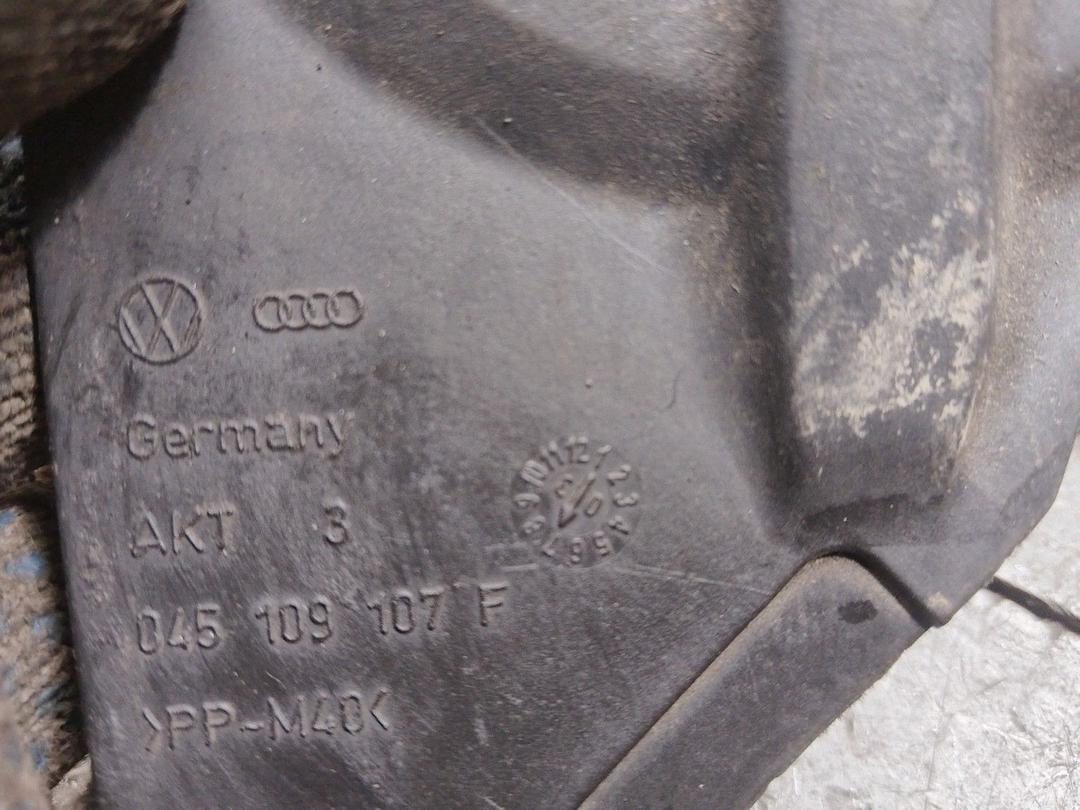 Защита (кожух) ремня ГРМ 1UE191 Volkswagen Passat - Фото 4