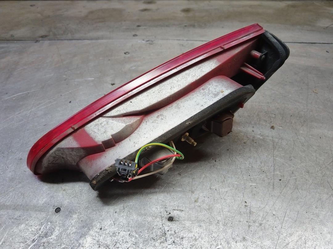 Фонарь крышки багажника левый K5C6AO Peugeot 607 - Фото 2