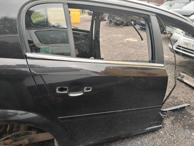 Замок двери задней правой ZY0UV4 Opel Signum