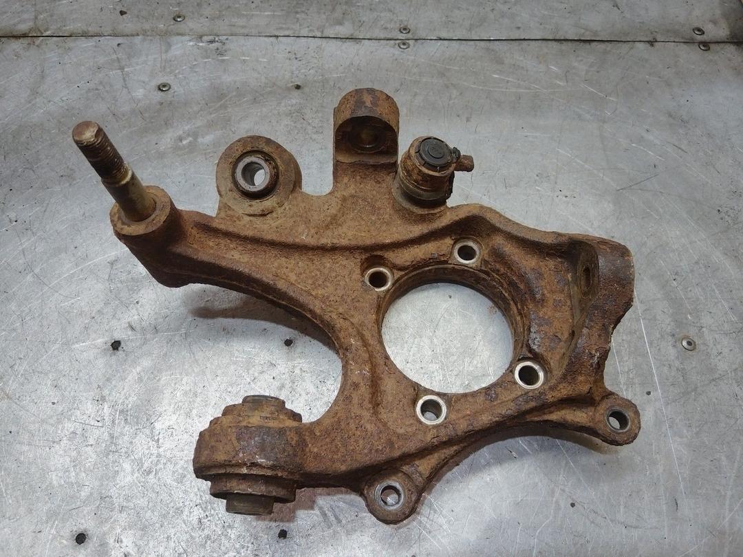 Кулак задний правый IGG9RN Kia Sorento купить