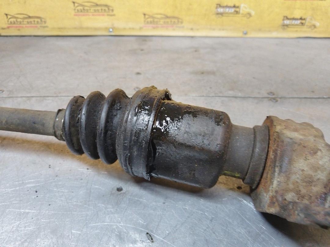 Полуось передняя правая (приводной вал, ШРУС) 3EQGWK Mazda 3 купить в магазине запчастей бу