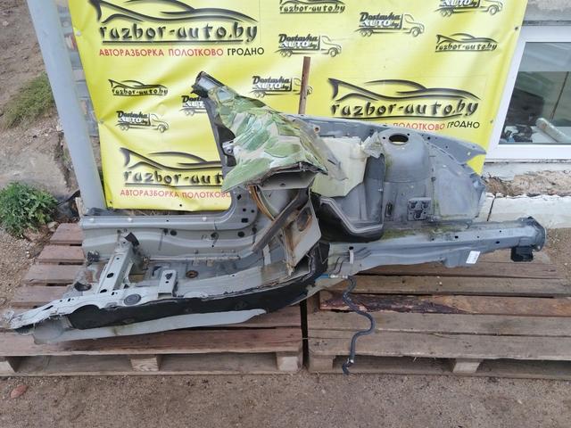 Стойка кузовная передняя левая BT9R3Y BMW 3 E46 undefined