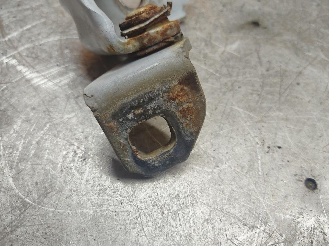 Петля двери передней левой UBMAOJ Ford Fusion - Фото 7