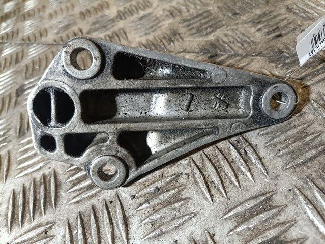 Кронштейн двигателя VM9J2S Audi A6 купить с доставкой