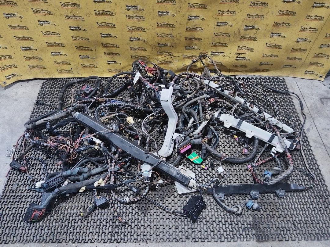 Проводка салона 8XBNF3 Opel Vectra