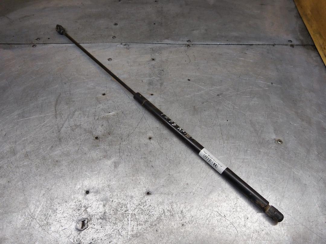 Амортизатор капота AP65SZ Volkswagen Passat - Фото 1