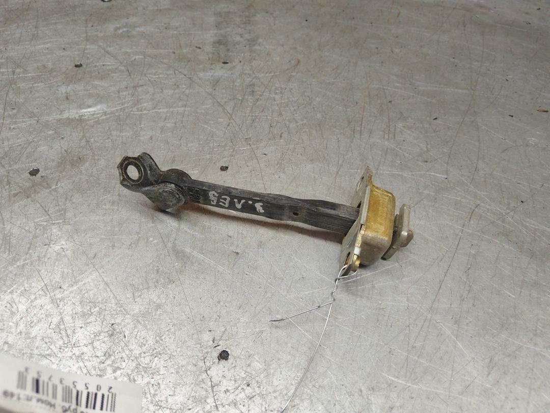 Ограничитель открывания двери задней NVY956 Toyota Yaris Verso купить с доставкой