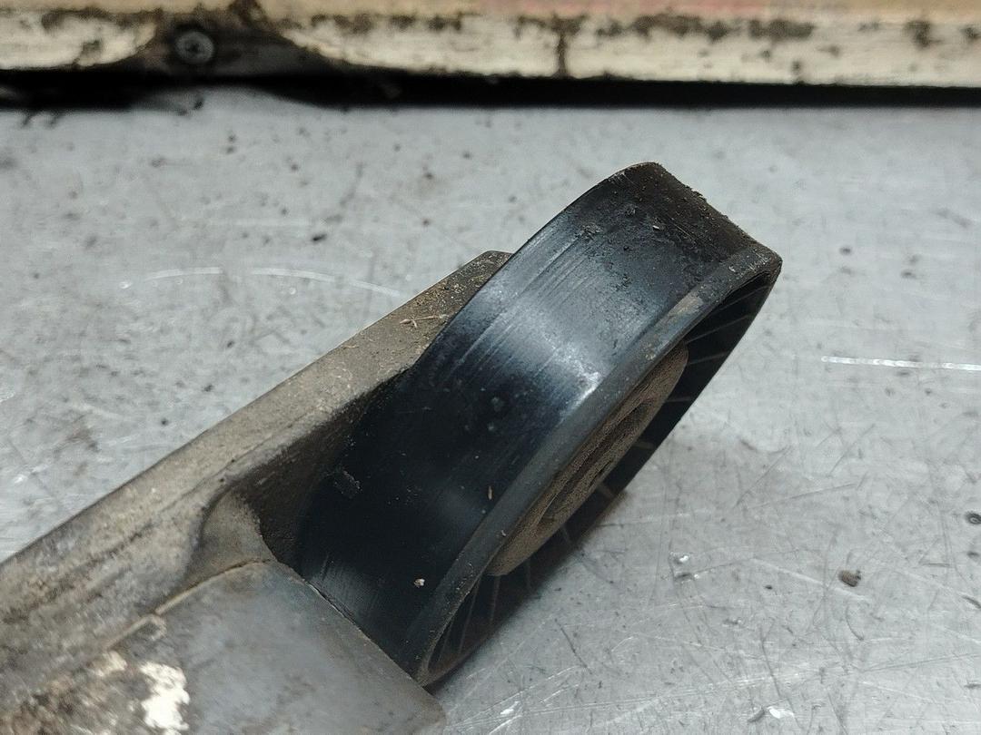 Натяжитель ремня генератора EMI2UY Peugeot 406 - Фото 3