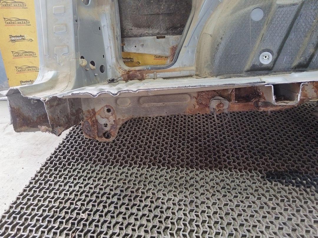 Крыло заднее левое 62GCK9 Citroen Xsara undefined