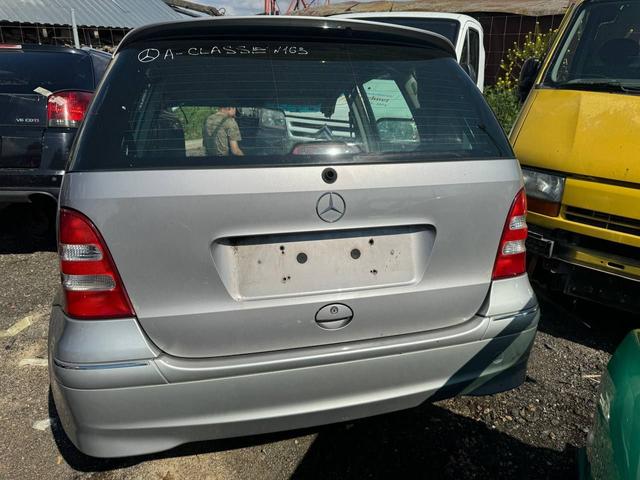 Обшивка крышки багажника 9CNU82 Mercedes A W168