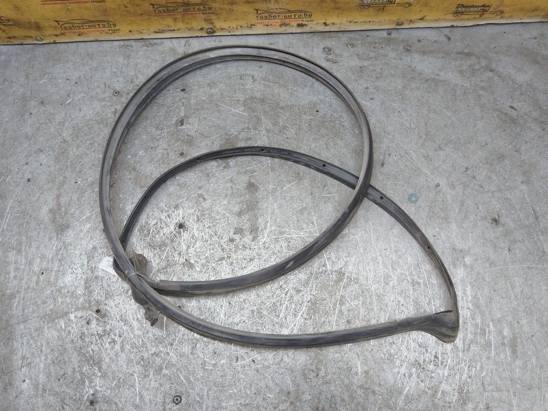 Уплотнитель J8OHA0 Saab 9-3