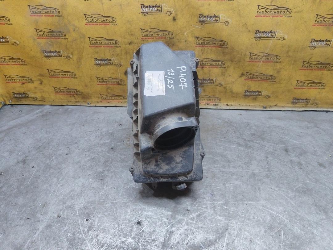 Корпус воздушного фильтра 3EV381 Peugeot 407 undefined