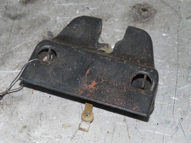 Замок багажника 20VI3D Audi 80