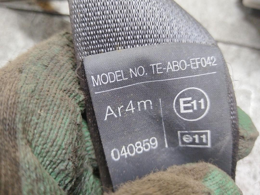 Ремень безопасности задний правый 0VYAB4 Toyota Corolla купить на авторазборке