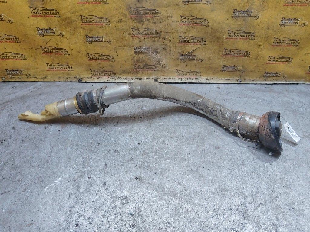 Горловина топливного бака D0BMF7 Audi 100 - Фото 1