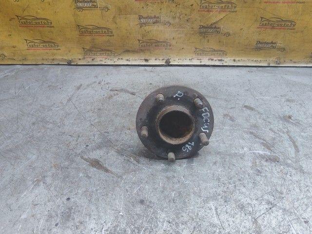 Ступица задняя правая AA177T Ford Focus