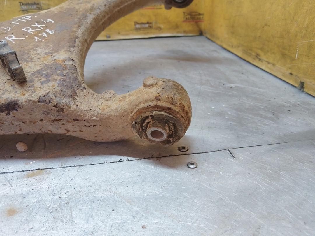 Рычаг задний правый I5E4FM Renault Scenic RX4 купить с доставкой