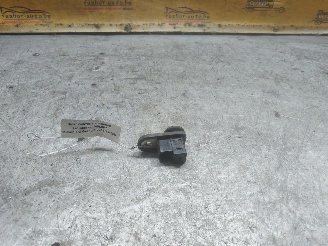Выключатель концевой (концевик) M5L8P7 Mitsubishi Grandis купить