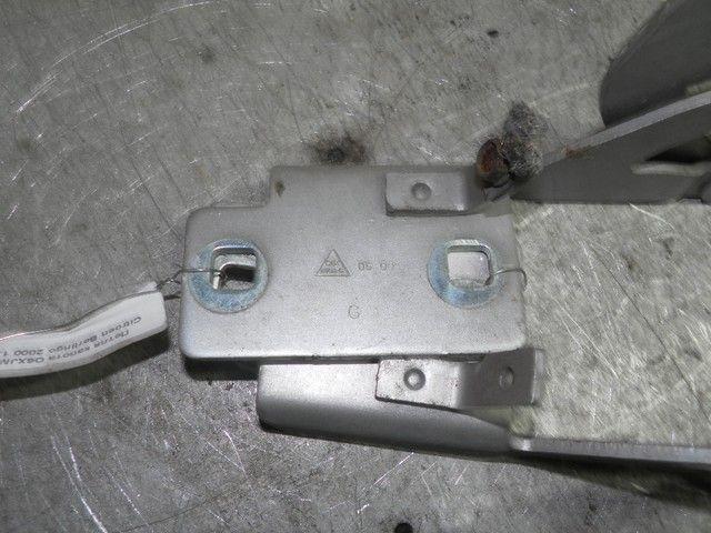 Петля капота O6XJMU Citroen Berlingo купить на авторазборке